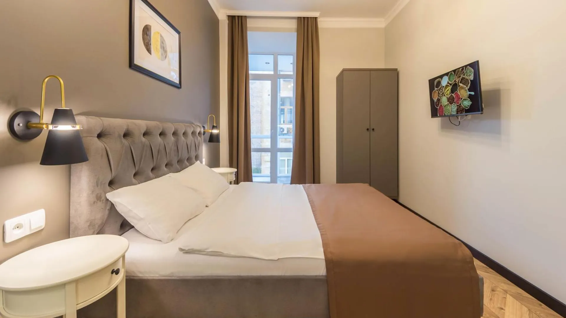 Apartments On Antonovycha Киев 0*,