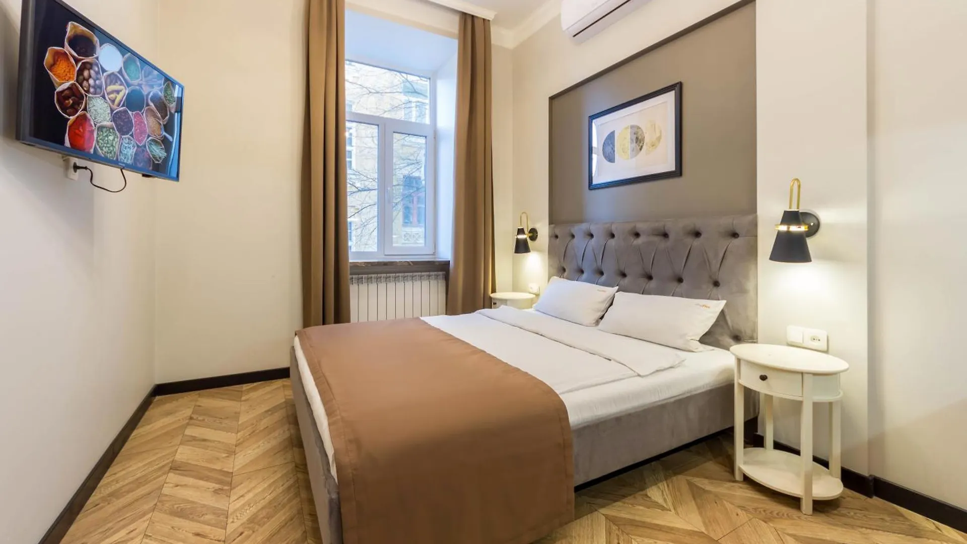 Контакты Apartments On Antonovycha