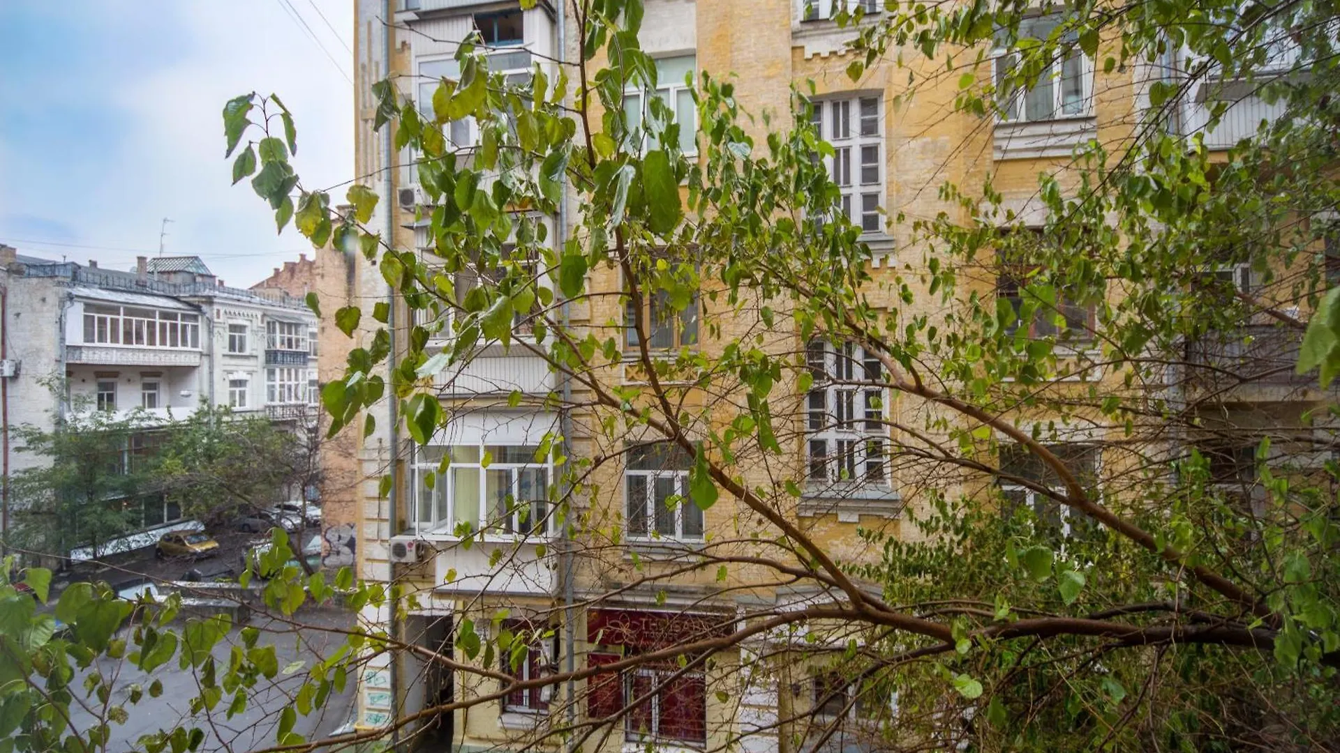Apartments On Antonovycha Киев Апарт-отель